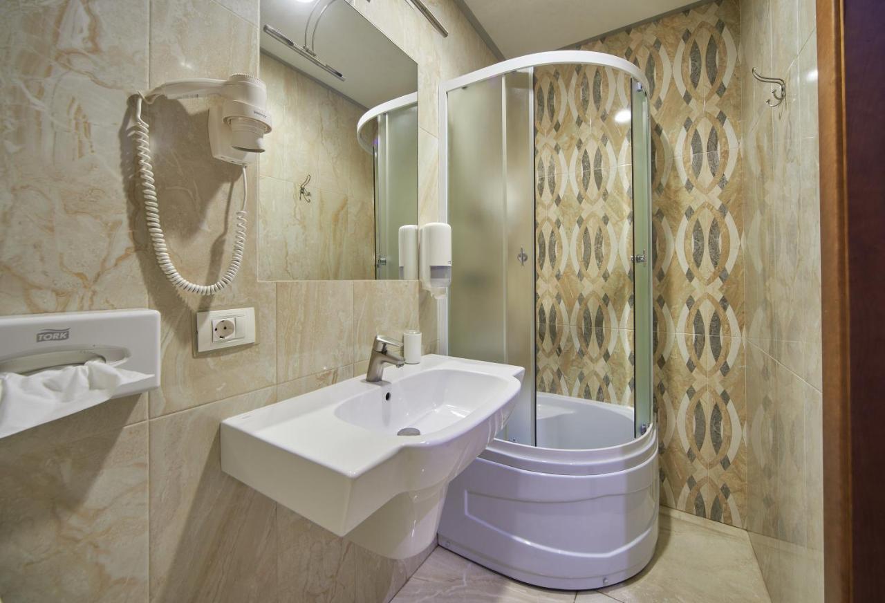 Gaudi Stylish Hotel Οδησσός Εξωτερικό φωτογραφία