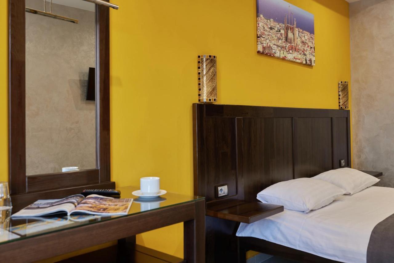 Gaudi Stylish Hotel Οδησσός Εξωτερικό φωτογραφία