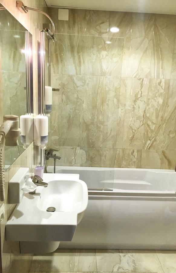 Gaudi Stylish Hotel Οδησσός Εξωτερικό φωτογραφία